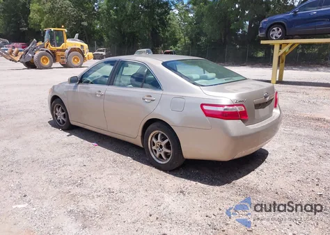 2009 Toyota Camry Le from USA, damaged, VIN 4T1BE46K69U360756